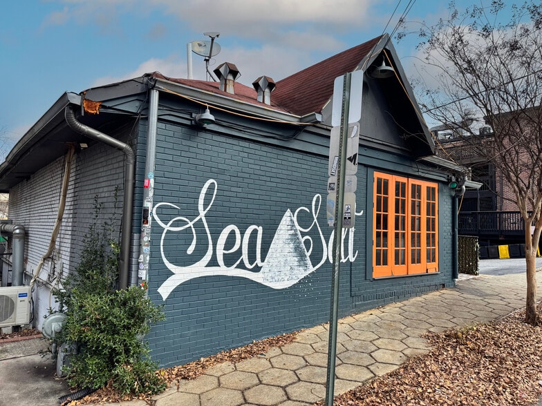 1044 Greenwood Ave, Atlanta, GA to rent - Building Photo - Image 3 of 12