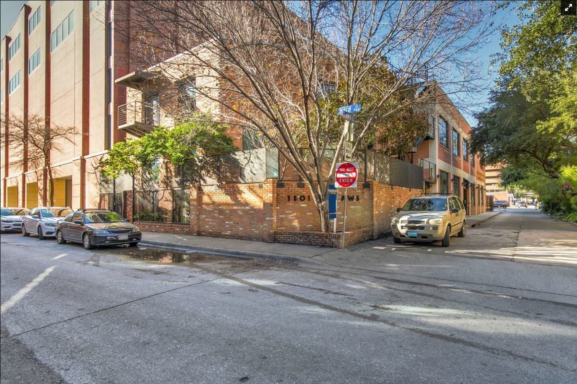 1801 Laws St, Dallas, TX to rent Primary Photo- Image 1 of 39