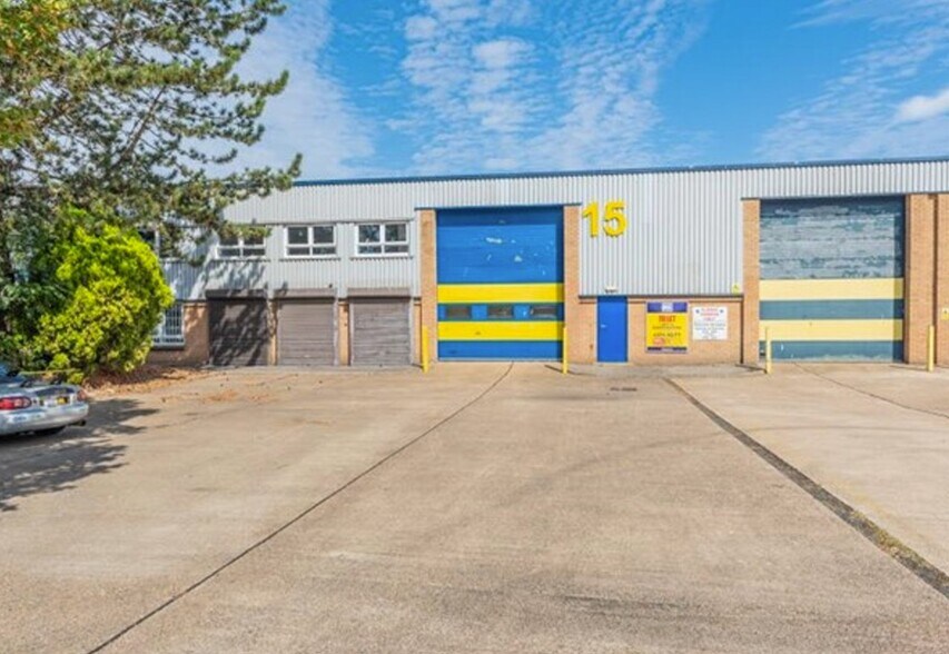 Alexandra Way, Ashchurch to rent - Building Photo - Image 2 of 2