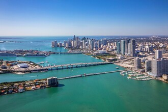 2 S Biscayne Blvd, Miami, FL - aerial  map view