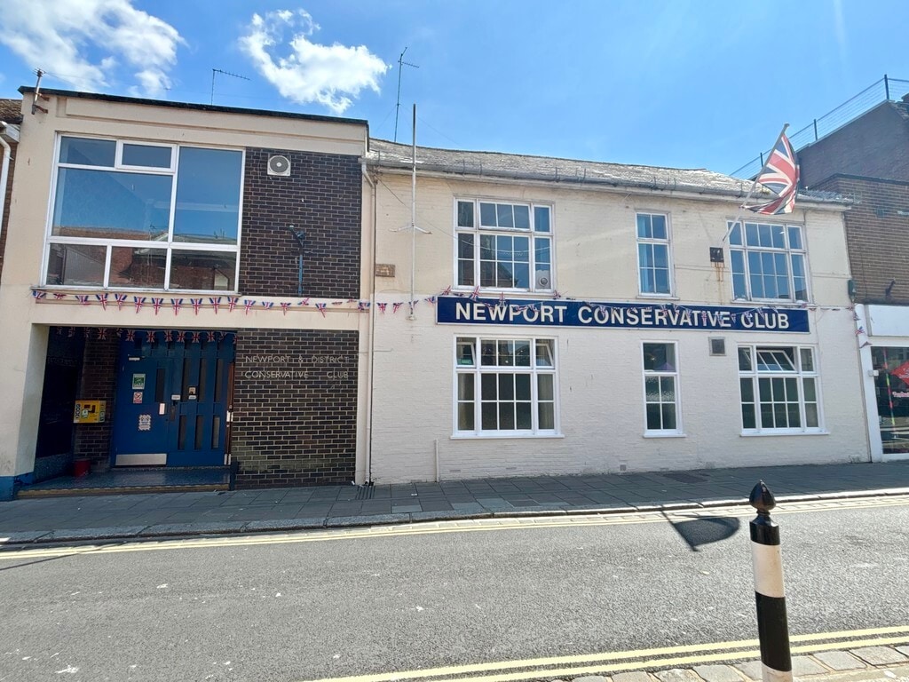 40 Pyle Street, Newport for sale Primary Photo- Image 1 of 12