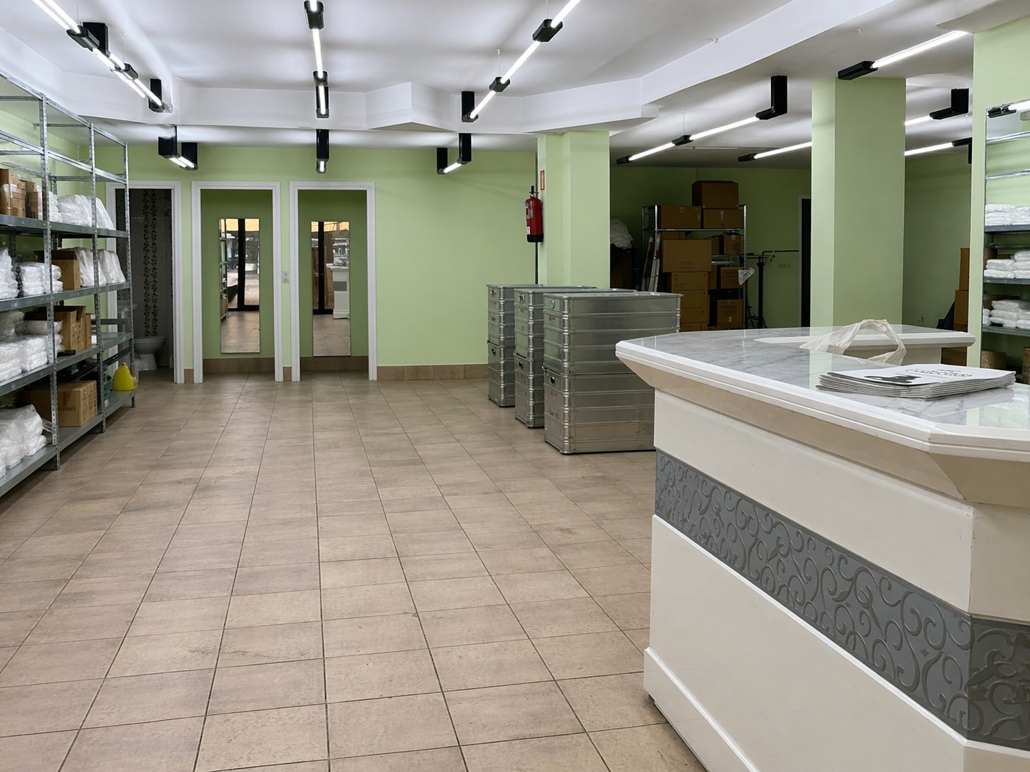 Retail in Lloret de Mar, Gerona to rent Primary Photo- Image 1 of 2