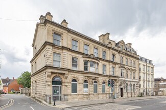 More details for 3-7 High St, Swindon - Retail to Rent