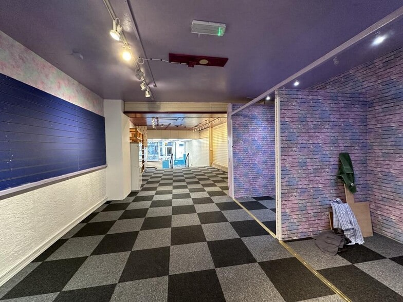 15 High Street, Barnstaple for sale - Building Photo - Image 3 of 4