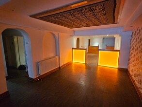 152 Oxford Rd, Oxford to rent Interior Photo- Image 2 of 7