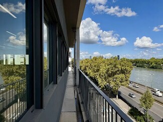 More details for 42 Quai Perrache, Lyon - Office for Sale