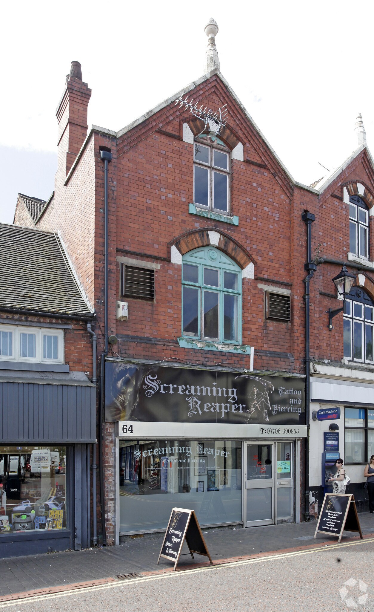 64 Wolverhampton St, Willenhall to rent Primary Photo- Image 1 of 4
