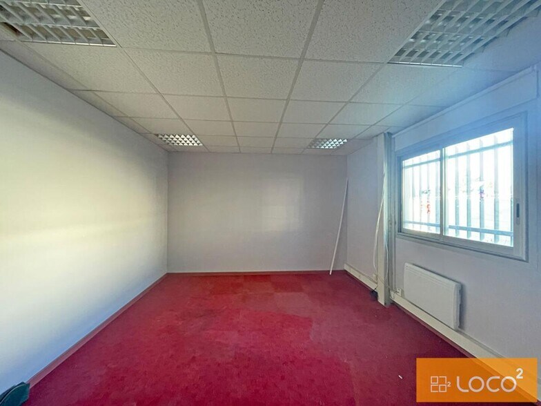20 Rue Alfred Sauvy, Cugnaux to rent - Building Photo - Image 2 of 8