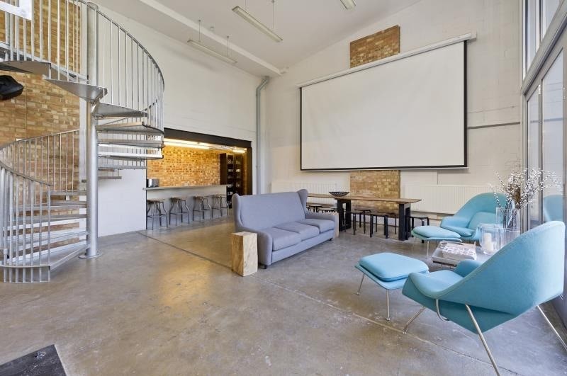 Latimer Rd, London, LND W10 6RQ - Unit 11 - - Interior Photo - Image 2 of 8