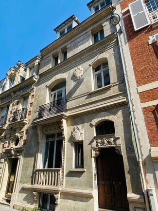 More details for 24 Rue Eugène Flachat, Paris - Office to Rent