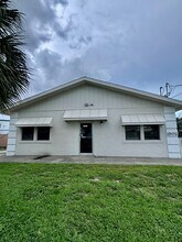 1902 Elsa St, Naples, FL for rent Building Photo- Image 1 of 6