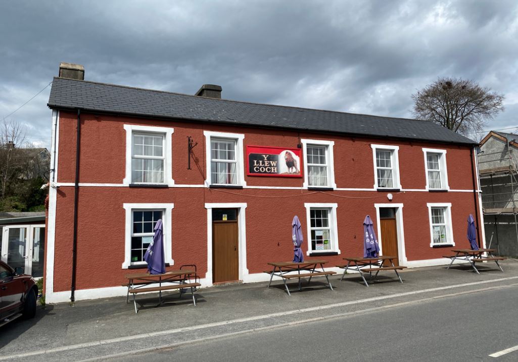 5-6 Station Rd, Tregaron for sale Primary Photo- Image 1 of 1