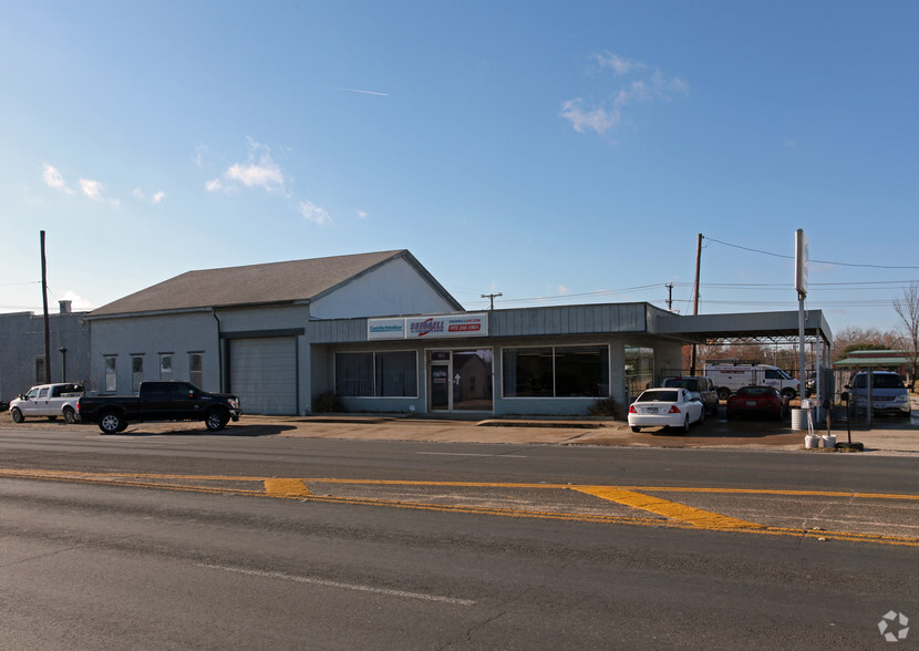 103 W Broad St, Forney, TX for sale - Building Photo - Image 1 of 1