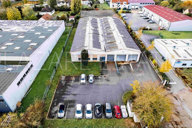 Location Entrepôt 496 m²