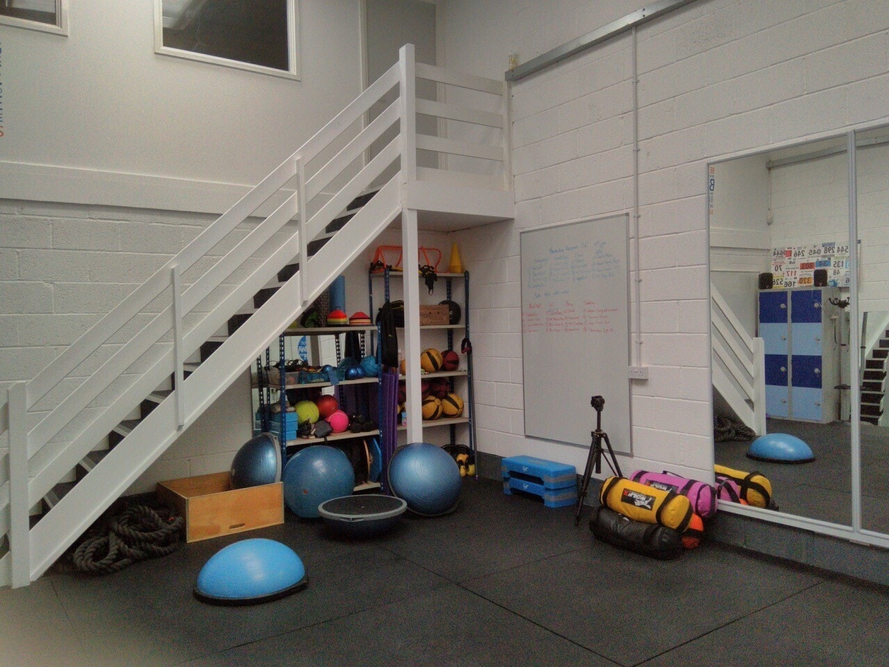 1-9 Barton Rd, Milton Keynes to rent Building Photo- Image 1 of 4