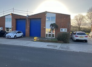 Alphinbrook Rd, Exeter for rent Building Photo- Image 1 of 7