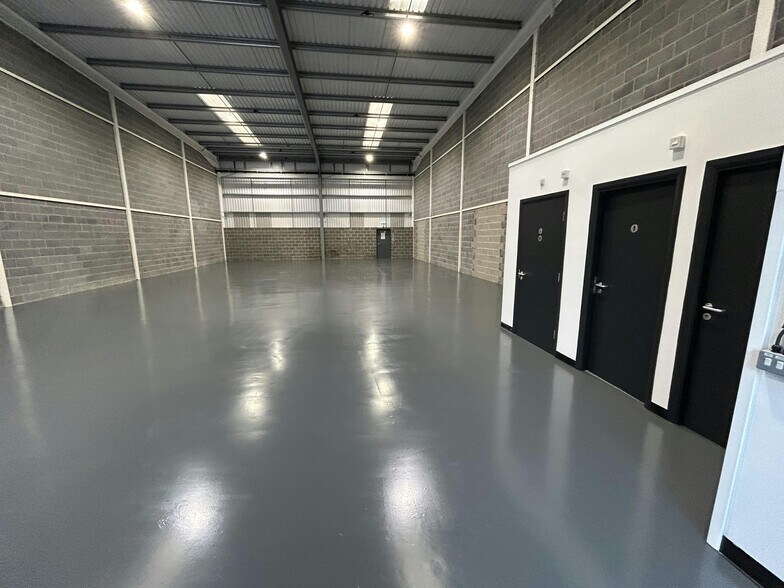 Teal Farm Way, Washington to rent - Building Photo - Image 3 of 14