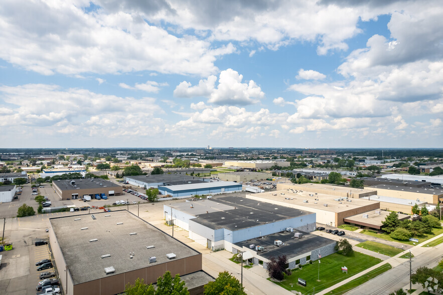 32471 Industrial Dr, Madison Heights, MI for sale - Aerial - Image 3 of 4