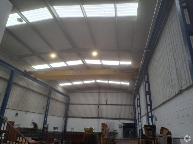 Industrial in CAMARMA DE ESTERUELAS, MAD for rent - Building Photo - Image 2 of 11