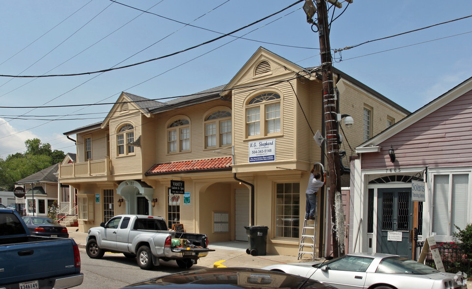 7611 Maple St, New Orleans, LA for rent - Building Photo - Image 1 of 22