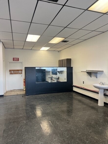 3104-3130 N Las Vegas Blvd, Las Vegas, NV to rent - Interior Photo - Image 3 of 10