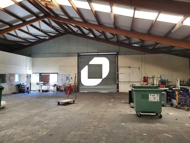 Office in Gradignan to rent - Interior Photo - Image 3 of 9