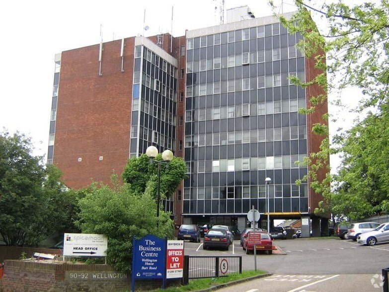 90-92 Butt Rd, Colchester to rent - Primary Photo - Image 1 of 40