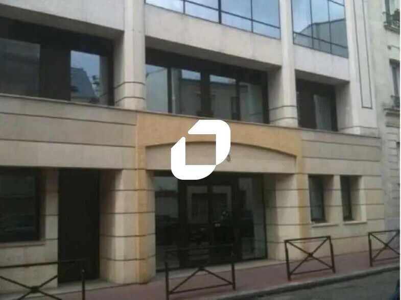 125 Rue Aristide Briand, Levallois-Perret to rent - Building Photo - Image 2 of 31