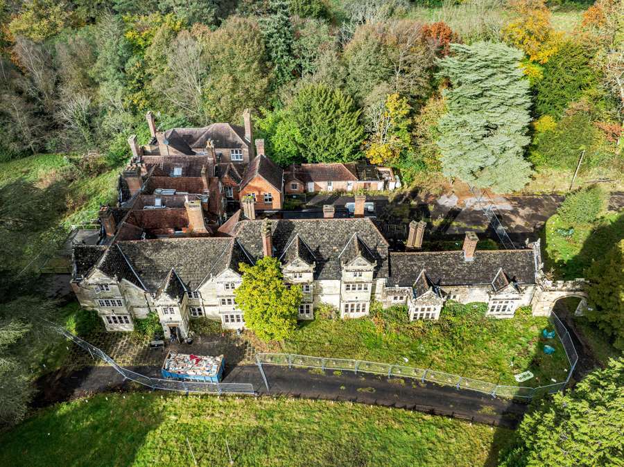 Portfolio of 2 properties for sale on LoopNet.co.uk Building Photo- Image 1 of 6