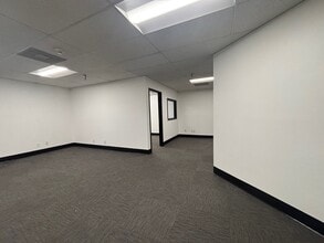 2080 E Flamingo Rd, Las Vegas, NV to rent Interior Photo- Image 2 of 8