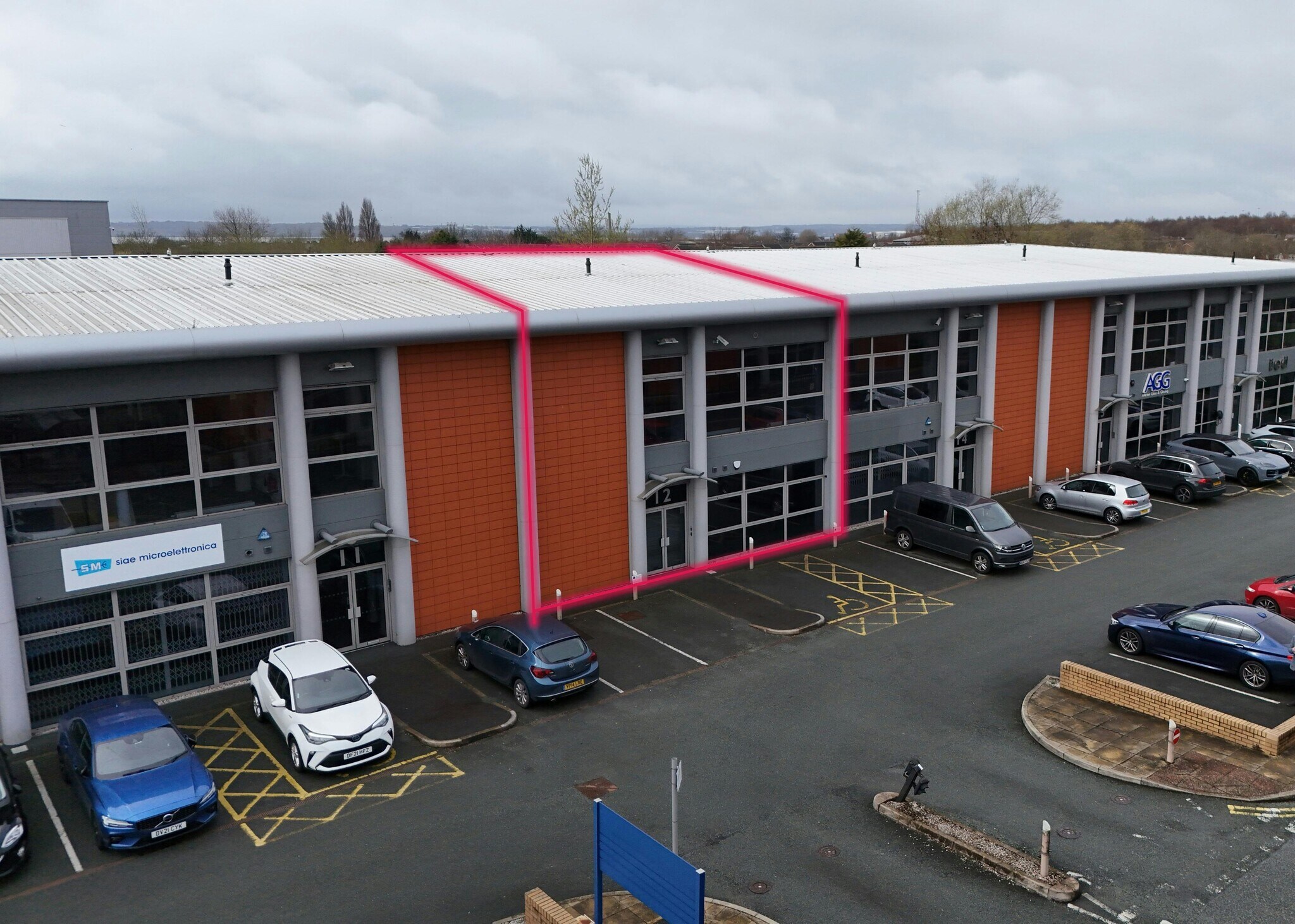 Skyhawk Ave, Liverpool for sale Primary Photo- Image 1 of 1