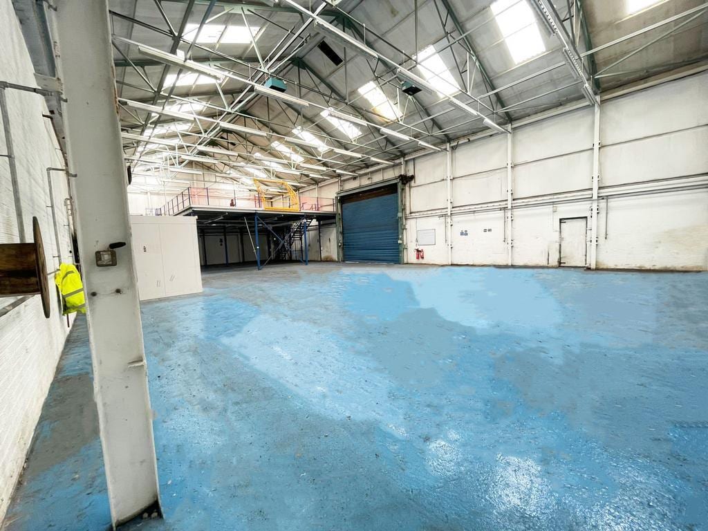 Progress Dr, Cannock to rent Building Photo- Image 1 of 24