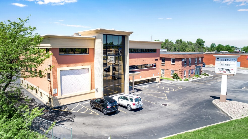 1868 Niagara Falls Blvd, Tonawanda, NY to rent - Building Photo - Image 2 of 5