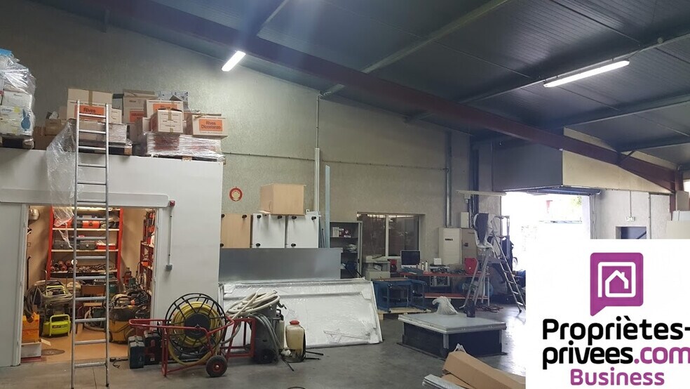 Light Industrial in Toulouse to rent - Interior Photo - Image 2 of 3
