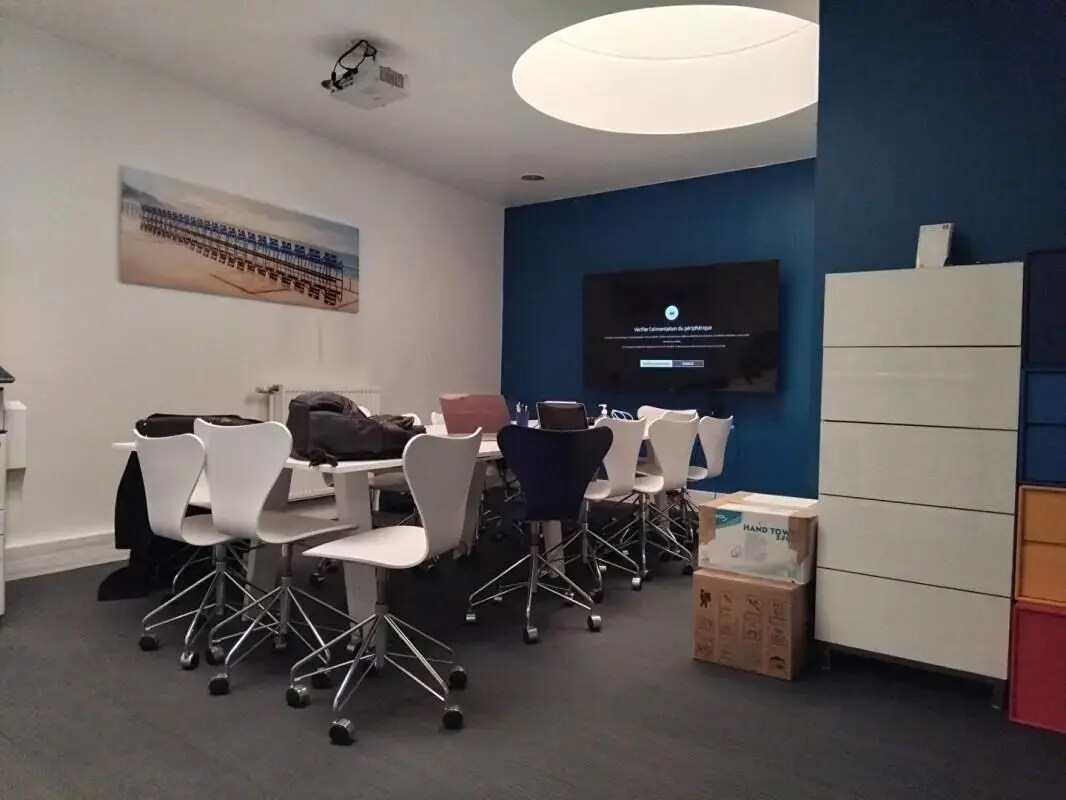 Office in Paris for sale Interior Photo- Image 1 of 26