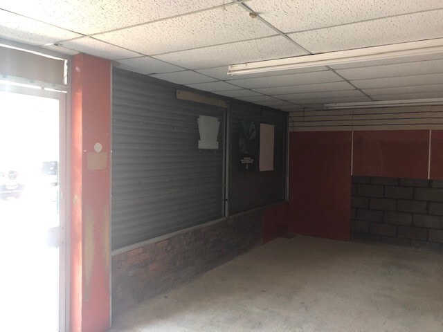 2 Brayford Sq, London to rent - Building Photo - Image 2 of 7