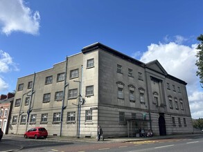 Newtownards Rd, Belfast for sale Primary Photo- Image 1 of 8