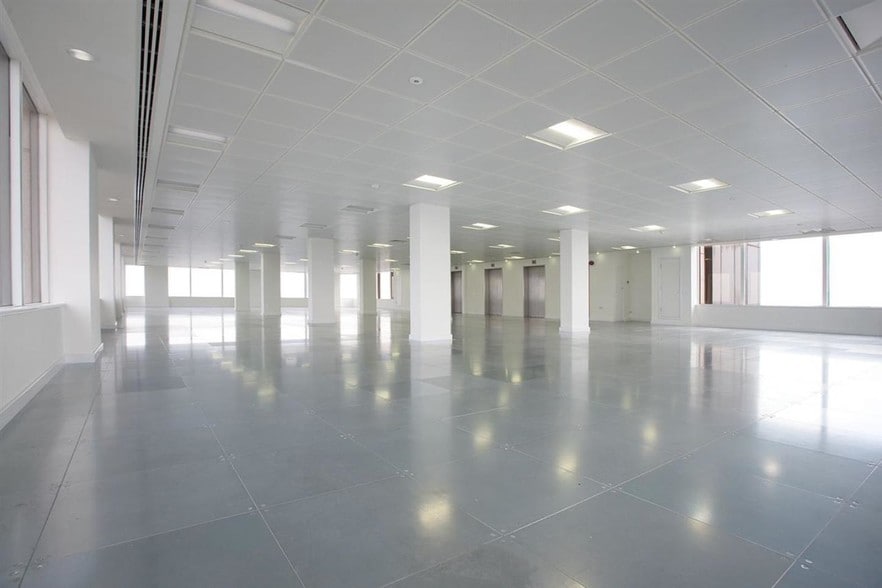 8 Cherry St, Birmingham to rent - Interior Photo - Image 3 of 30