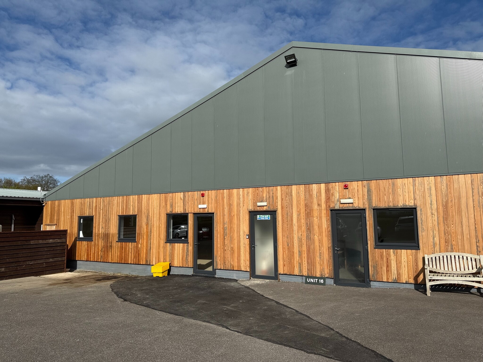 Unit 17 Danworth Farm, Cuckfield Rd, Hurstpierpoint to rent Building Photo- Image 1 of 6