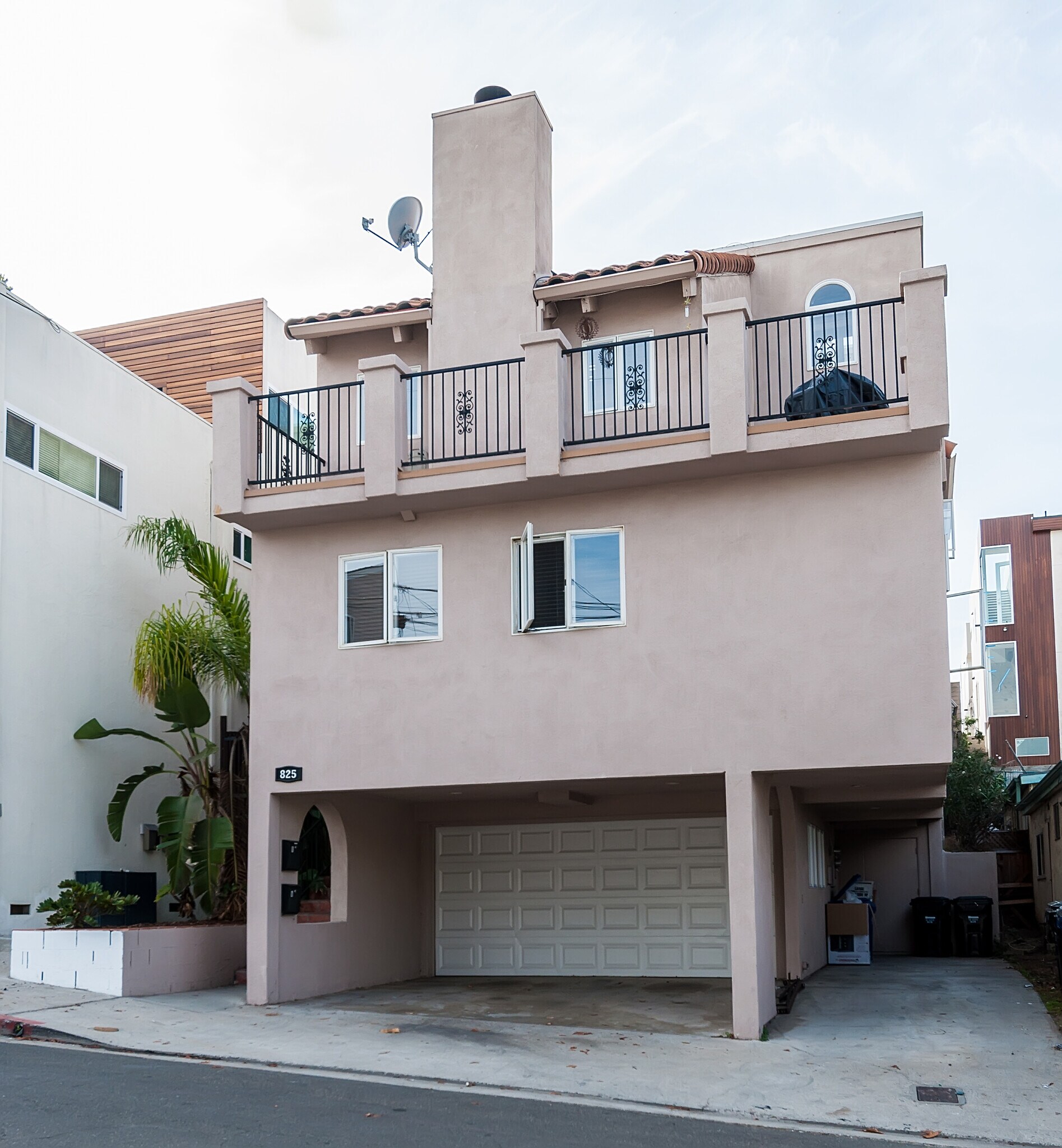 821-825 Cypress Ave, Hermosa Beach, CA for sale Building Photo- Image 1 of 1