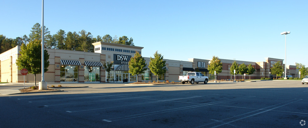 3604 Sumner Blvd, Raleigh, NC for rent - Building Photo - Image 3 of 3