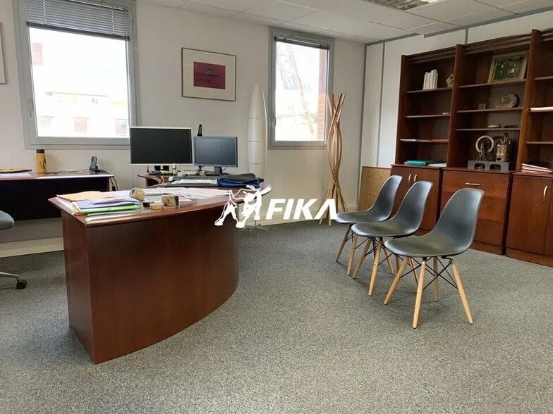Office in Toulouse to rent - Interior Photo - Image 2 of 10