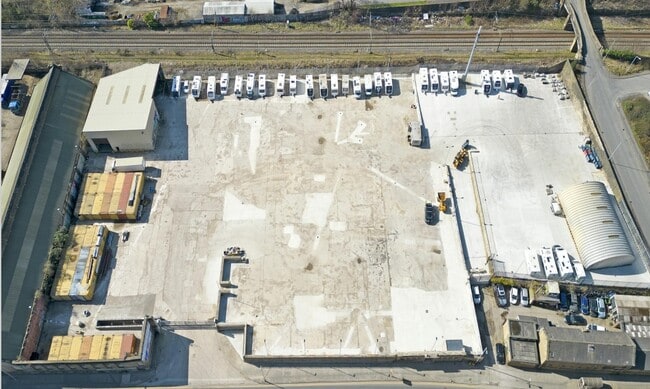 More details for Valley Rd, Bradford - Industrial to Rent