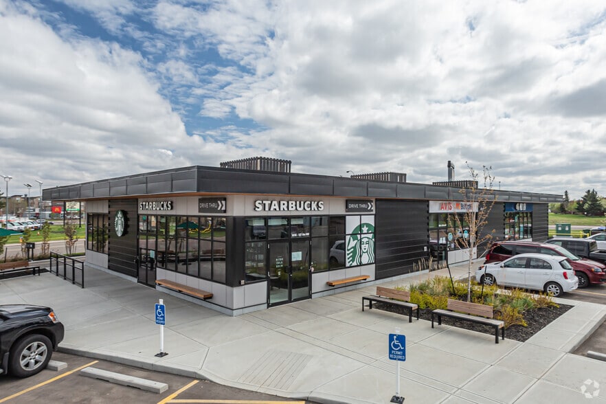 5034 127 Av, Edmonton, AB to rent - Building Photo - Image 2 of 18