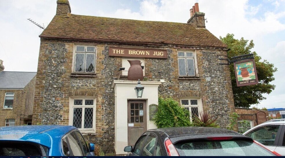 204 Ramsgate Rd, Broadstairs, CT10 1PN UK