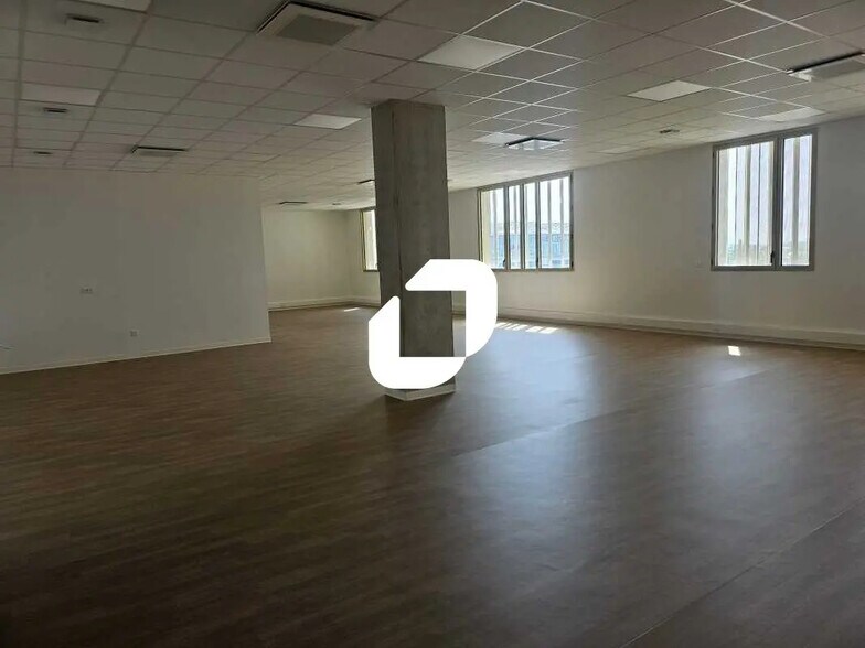 Office in Montpellier to rent - Interior Photo - Image 2 of 6