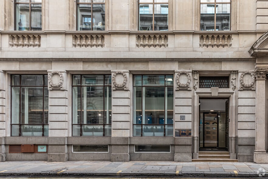 32 Threadneedle St, London for sale - Building Photo - Image 3 of 13