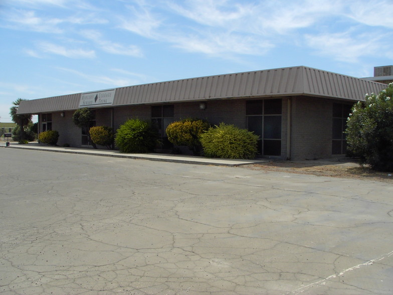 1190-1200 Orange Ave, Corcoran, CA for sale - Building Photo - Image 1 of 1