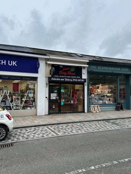 51 Sinclair St, Helensburgh to rent - Primary Photo - Image 1 of 9