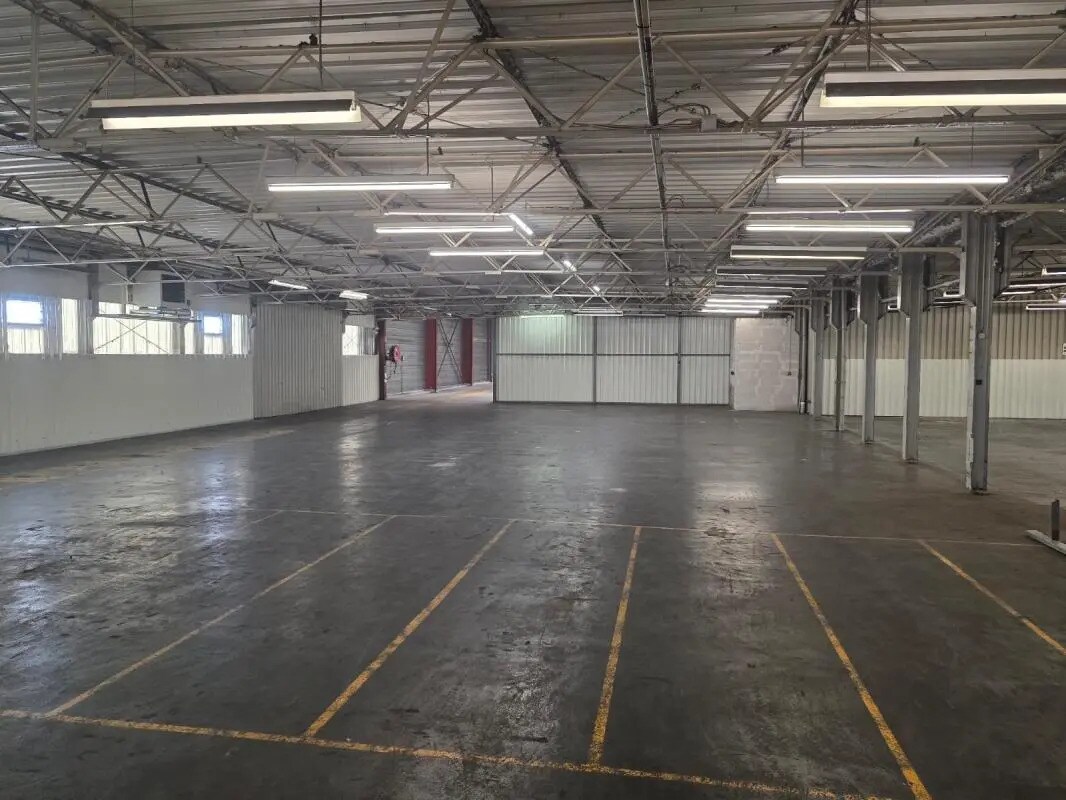 Light Industrial in Sarreguemines for sale Interior Photo- Image 1 of 13